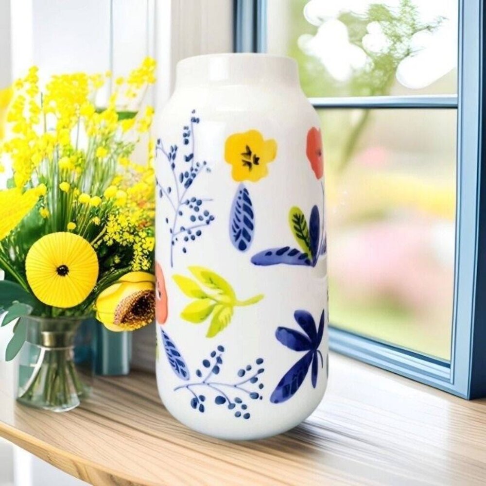 Bright Floral Art Vase – Ceramic Home Decor